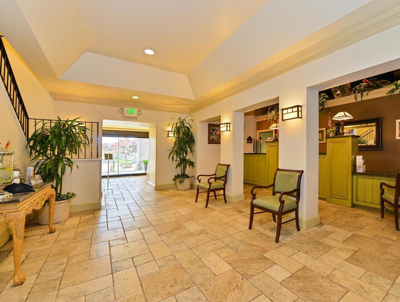 Lions Gate Hotel